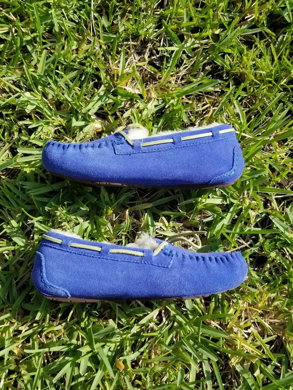UGG Australia Dakota Blue Suede Moccasin Wool Lined Slippers Size 2